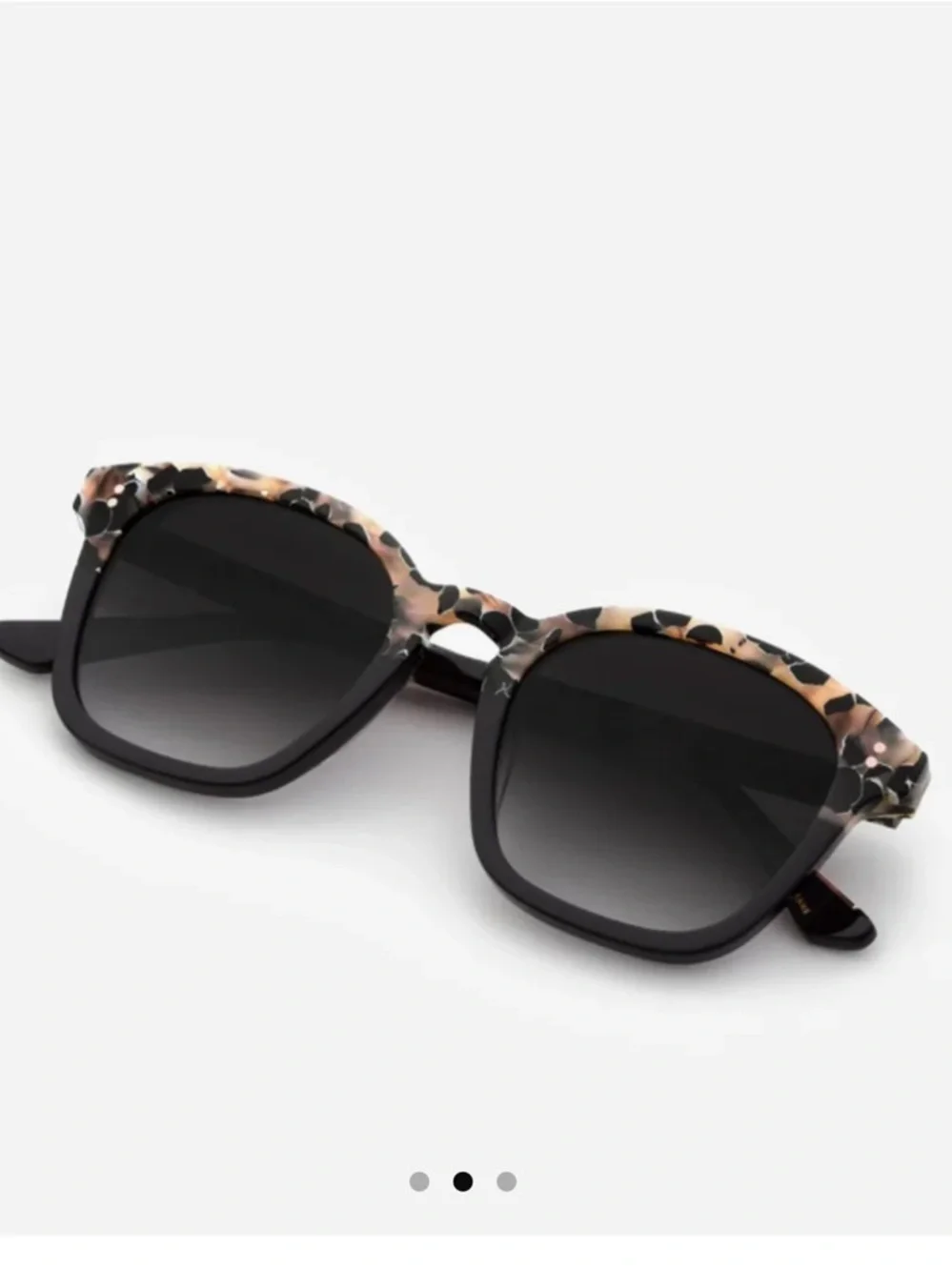 KREWE Chunky Square Sunglasses with Grey Gradient Lenses - Prytania